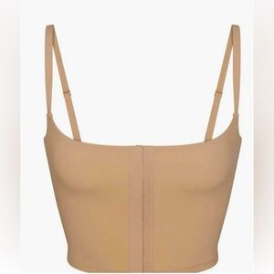 Skims Fits Everybody Adaptive top size XL